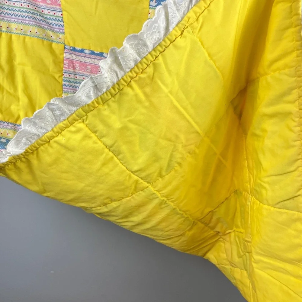 Vintage Handmade Teddy Bear Baby Quilt‎ Comforter Pastel Unisex 40x48